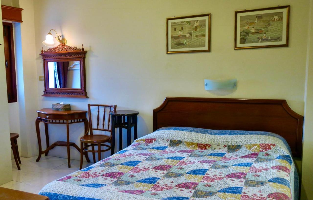 Fulay Hotel HHQ Esterno foto